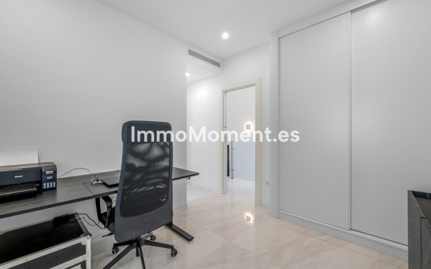 Resale - Detached villa - Orihuela - Orihuela Centro