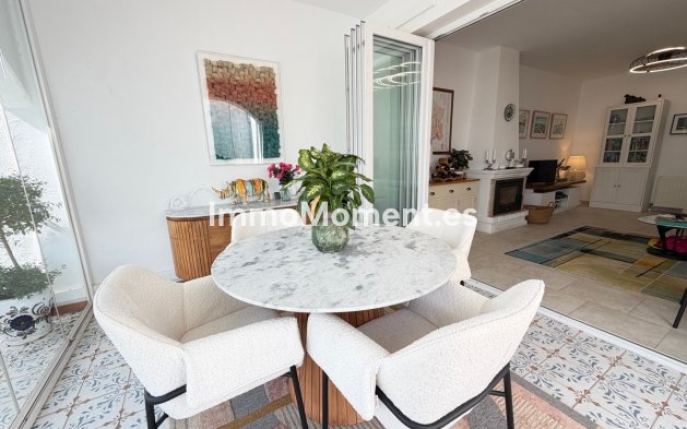 Resale - Detached villa - Orihuela Costa - Villamartín