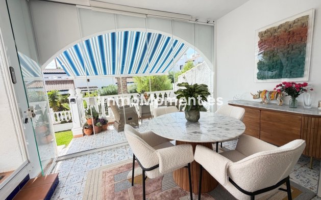 Resale - Detached villa - Orihuela Costa - Villamartín