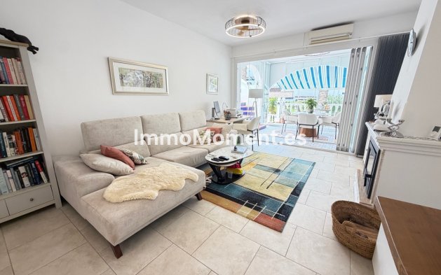 Resale - Detached villa - Orihuela Costa - Villamartín