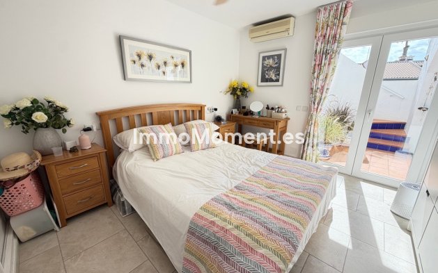 Resale - Detached villa - Orihuela Costa - Villamartín
