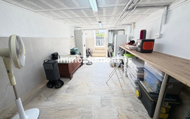 Resale - Detached villa - Orihuela Costa - Villamartín