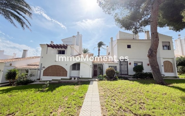 Resale - Detached villa - Orihuela Costa - Villamartín