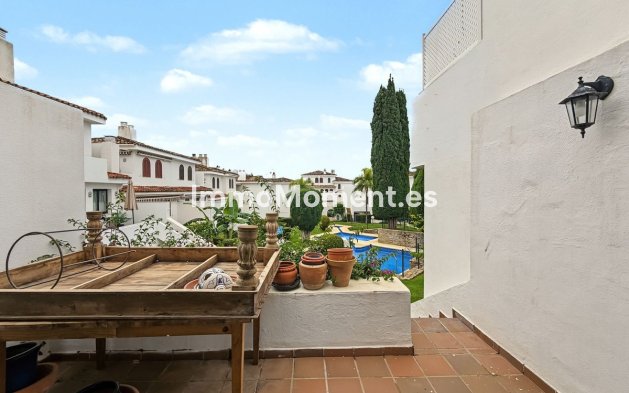 Wiederverkauf - Reihenhaus - Estepona  - Cancelada