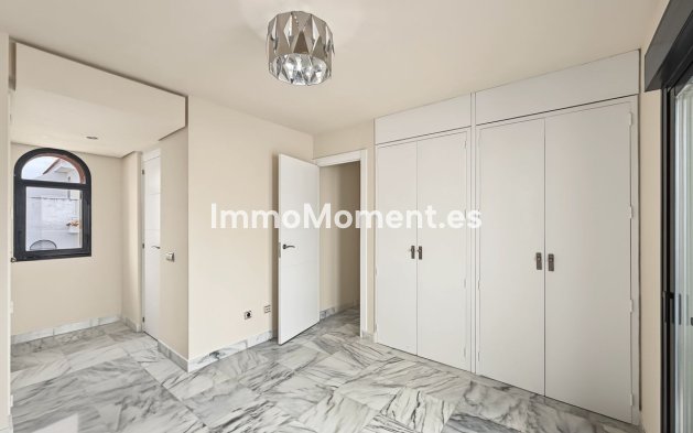 Wiederverkauf - Reihenhaus - Estepona  - Cancelada