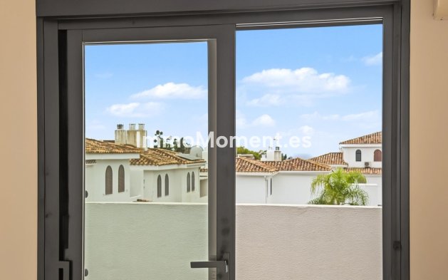 Wiederverkauf - Reihenhaus - Estepona  - Cancelada