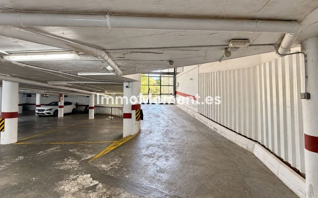 Reventa - Apartamento - Benahavís - Benahavís Centro