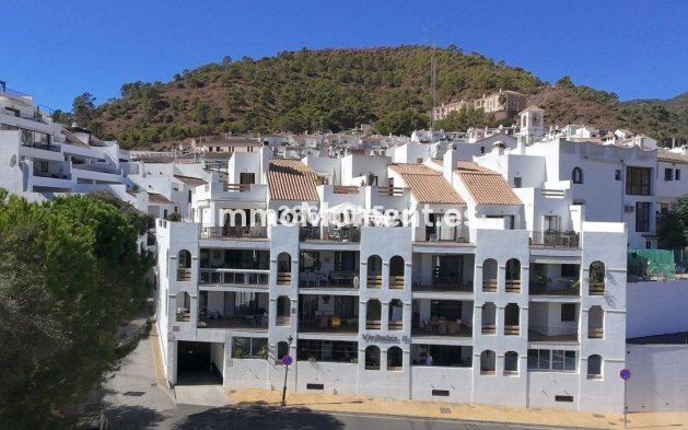 Reventa - Apartamento - Benahavís - Benahavís Centro