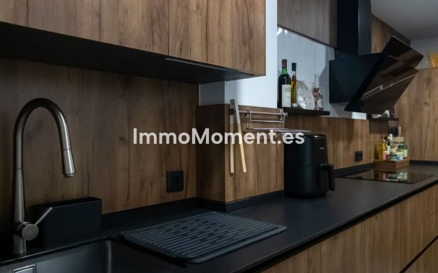 Resale - Apartment - Benalmadena - Benalmadena Centro