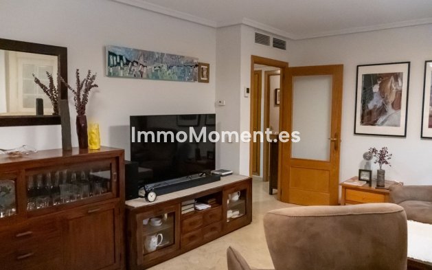 Resale - Apartment - Benalmadena - Benalmadena Centro