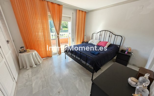 Resale - Townhouse - Estepona - Estepona Centro