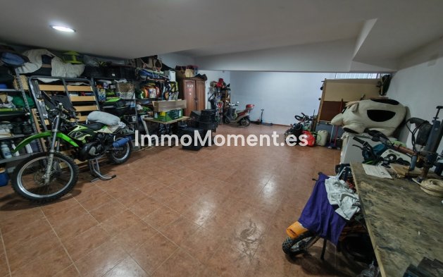 Resale - Townhouse - Estepona - Estepona Centro