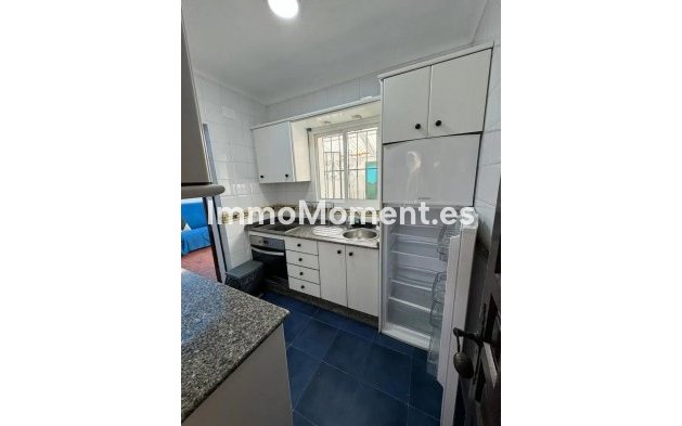 Revente - Villa individuelle - Estepona  - Costalita