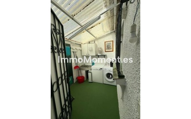 Revente - Villa individuelle - Estepona  - Costalita