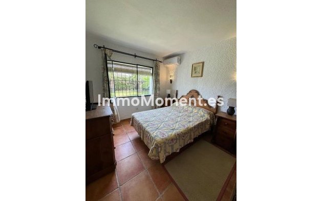 Revente - Villa individuelle - Estepona  - Costalita