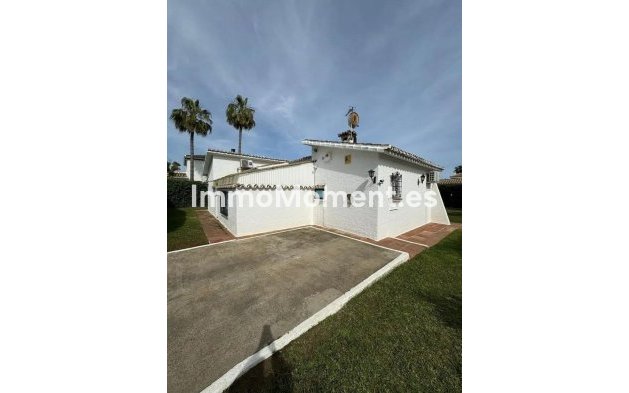 Revente - Villa individuelle - Estepona  - Costalita