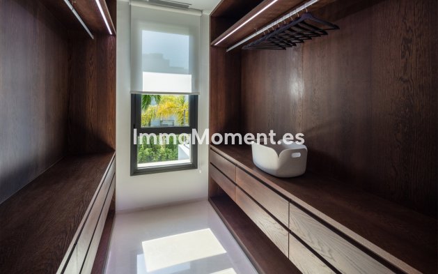 Reventa - Villa independiente - Marbella - Nueva Andalucía