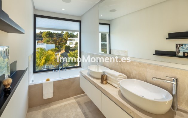 Reventa - Villa independiente - Marbella - Nueva Andalucía