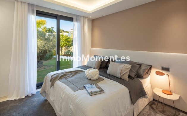 Reventa - Villa independiente - Marbella - Nueva Andalucía