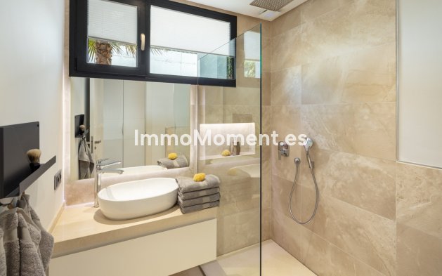 Reventa - Villa independiente - Marbella - Nueva Andalucía