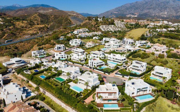 Reventa - Villa independiente - Marbella - Nueva Andalucía