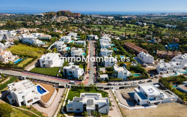Reventa - Villa independiente - Marbella - Nueva Andalucía