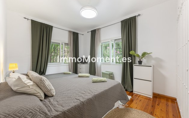 Revente - Villa individuelle - Estepona  - Estepona Centro