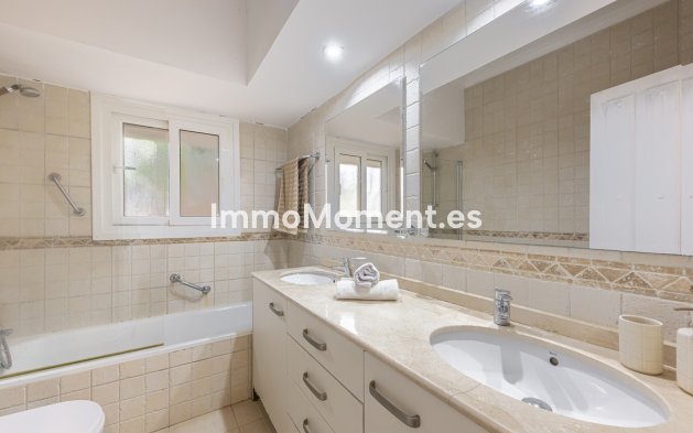 Revente - Villa individuelle - Estepona  - Estepona Centro