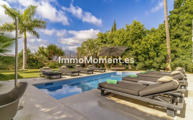 Bestaande woning - Vrijstaande villa - Binnenland  - Istán