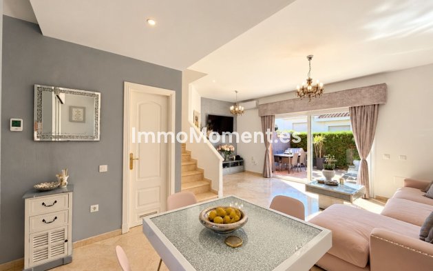 Resale - Detached villa - Manilva - La Duquesa