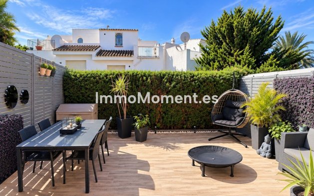 Resale - Detached villa - Manilva - La Duquesa
