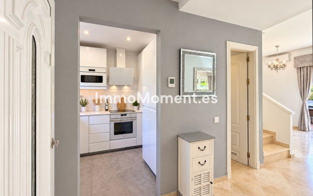 Resale - Detached villa - Manilva - La Duquesa