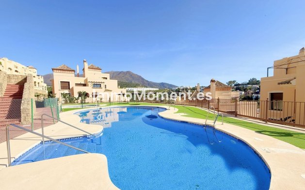 Resale - Apartment - Estepona - Estepona Centro