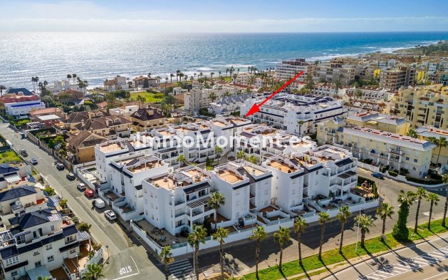 Resale - Apartment - Torrevieja - Torrevieja Centro