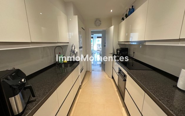 Reventa - Apartamento - Estepona  - Estepona Centro