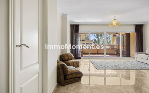 Resale - Apartment - Estepona - Estepona Centro