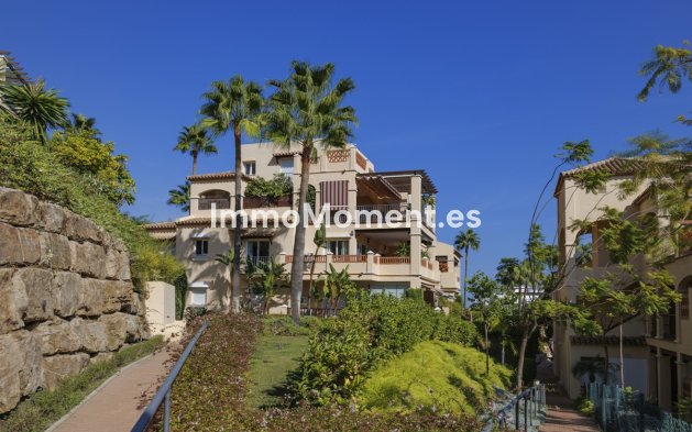 Resale - Apartment - Estepona - Estepona Centro