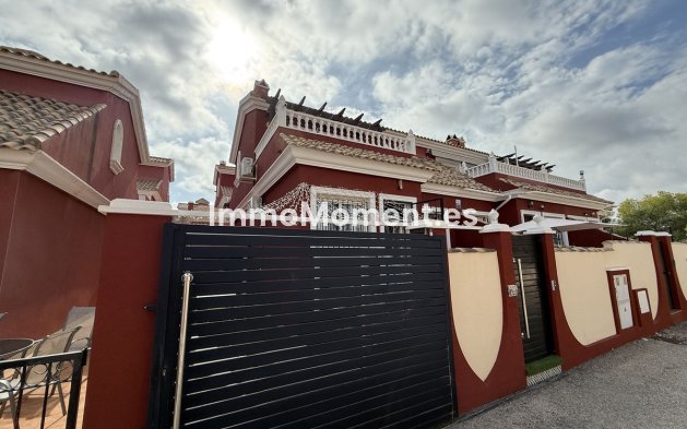 Resale - Detached villa - Orihuela Costa - Villamartín