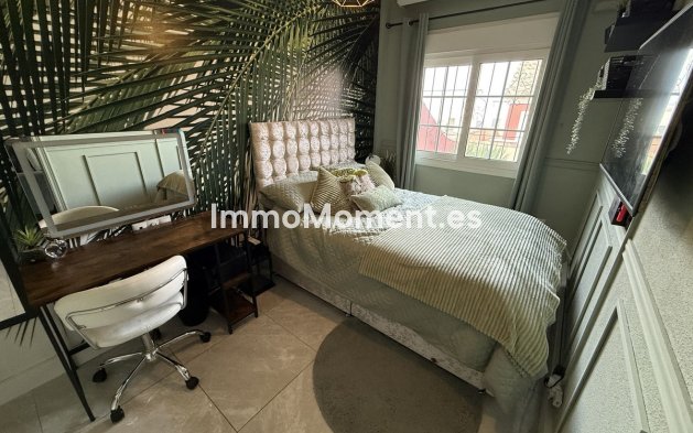 Resale - Detached villa - Orihuela Costa - Villamartín