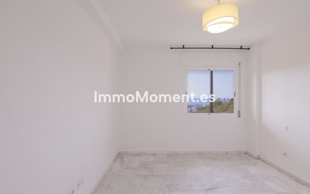 Resale - Apartment - Marbella - Reserva de Marbella