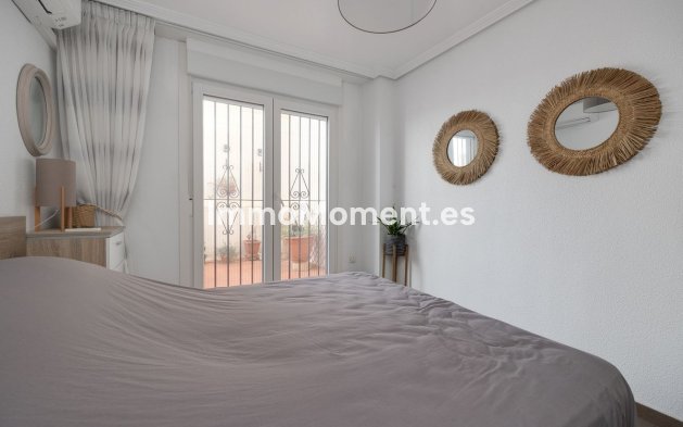 Wiederverkauf - Wohnung - Torrevieja - Torrevieja Centro