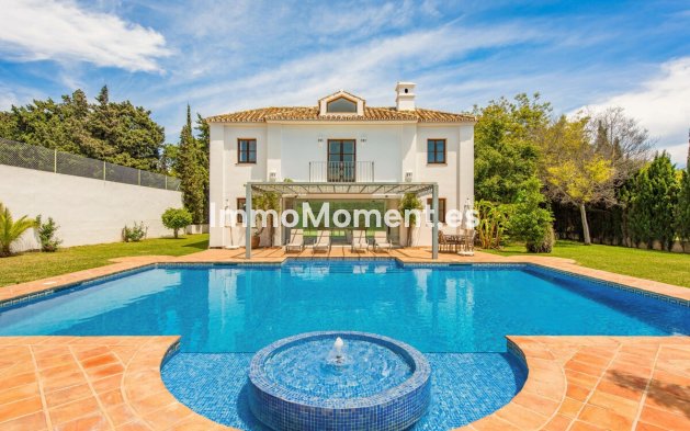 Reventa - Villa independiente - Marbella - Guadalmina Baja