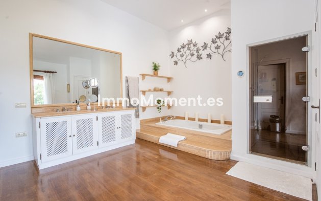 Resale - Detached villa - Sotogrande - Sotogrande Alto