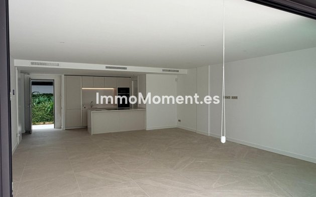Resale - Apartment - Marbella - Bahía de Marbella