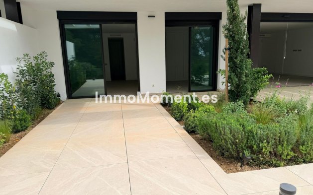 Resale - Apartment - Marbella - Bahía de Marbella