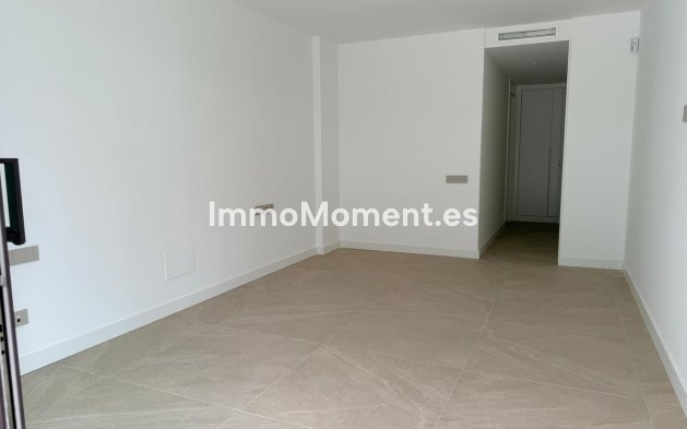 Resale - Apartment - Marbella - Bahía de Marbella