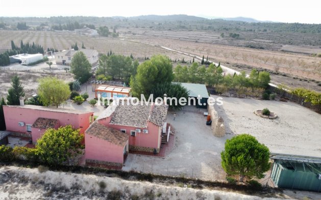 Resale - Country house - Pinoso - Pinoso Centro