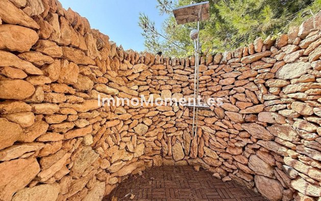 Resale - Country house - Pinoso - Pinoso Centro