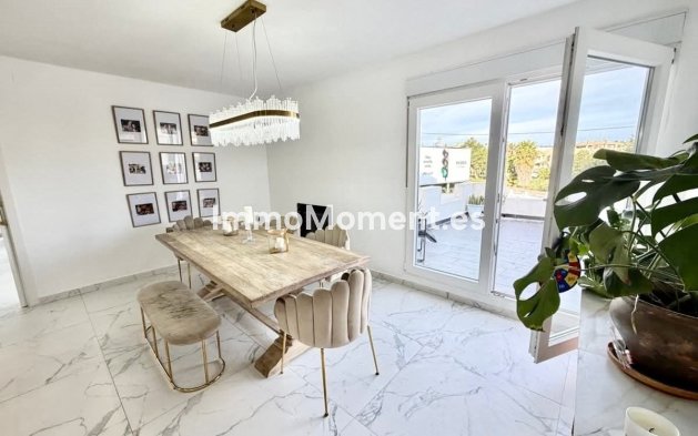 Resale - Detached villa - Orihuela Costa - Villamartín