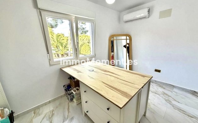 Resale - Detached villa - Orihuela Costa - Villamartín